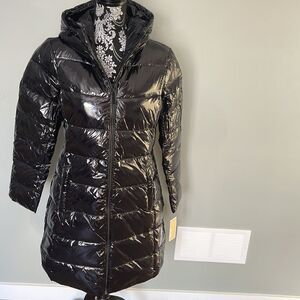 Michael Kors Ladies Black Quilted Nylon Puffer Coat . Down